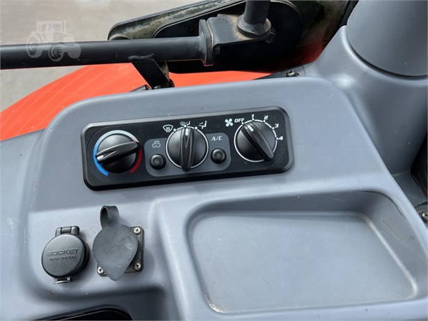 2015 Kubota M6-141 Tractor