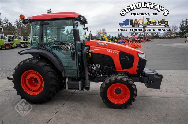 2018 Kubota M5N-091HDC12 Tractor 4WD