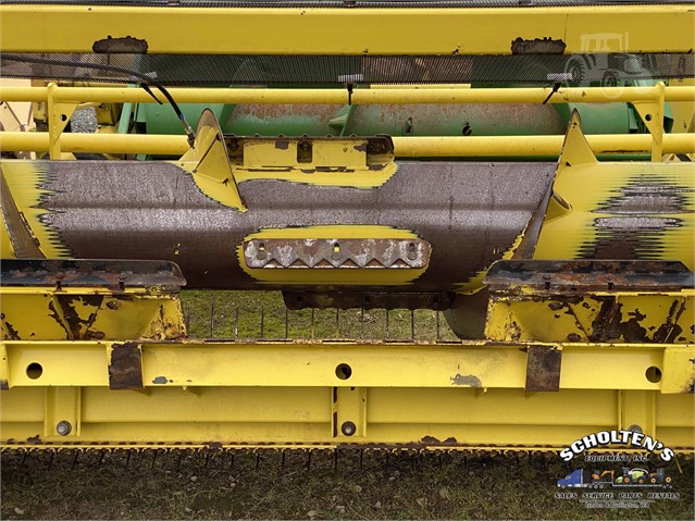 John Deere 630B Header Hay Pickup