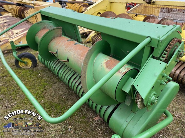 John Deere 7' Header Hay Pickup