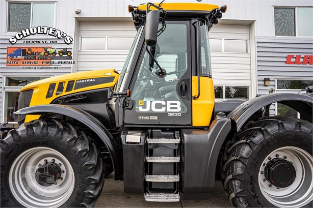 2012 JCB 3230 Tractor