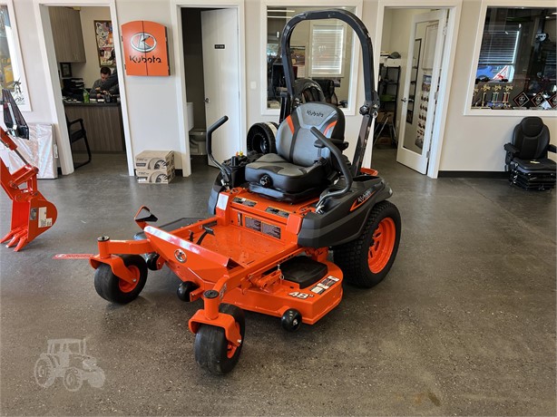 2022 Kubota Z412 Mower