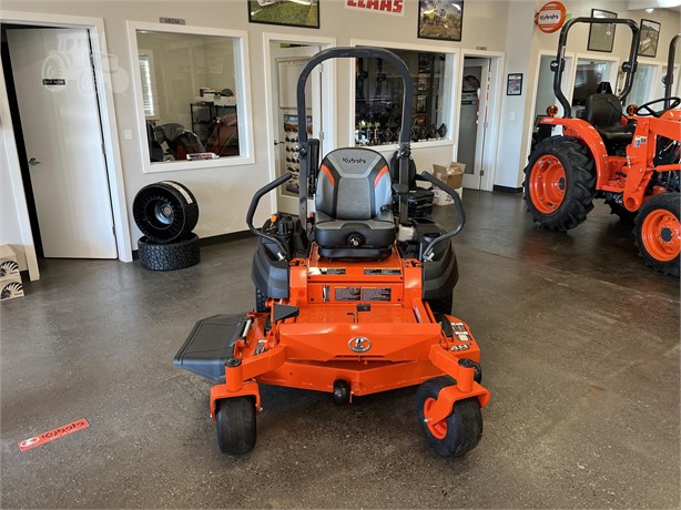 2022 Kubota Z412 Mower