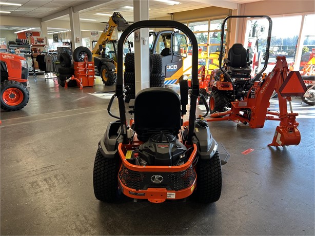 2022 Kubota Z412 Mower