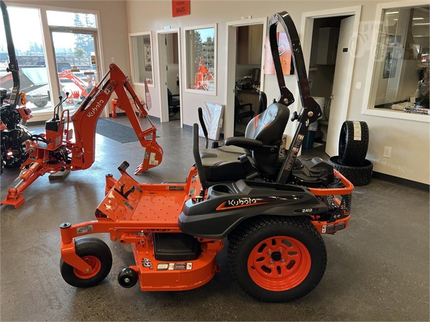 2022 Kubota Z412 Mower