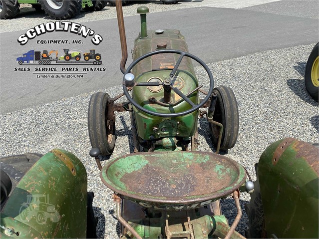 1964 Oliver 550 Tractor