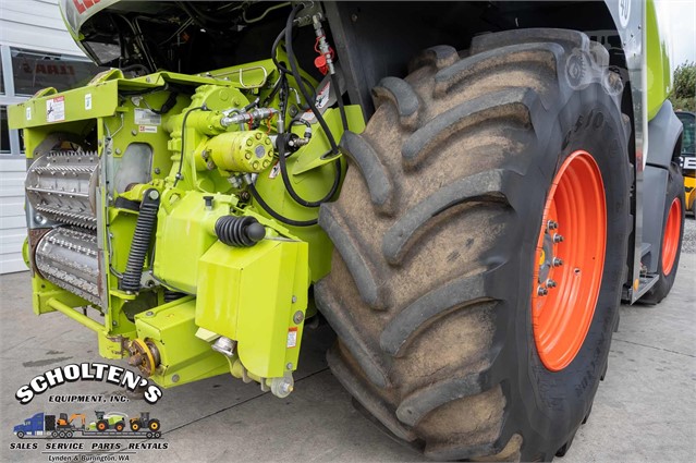 2016 CLAAS 860 Forage Harvester