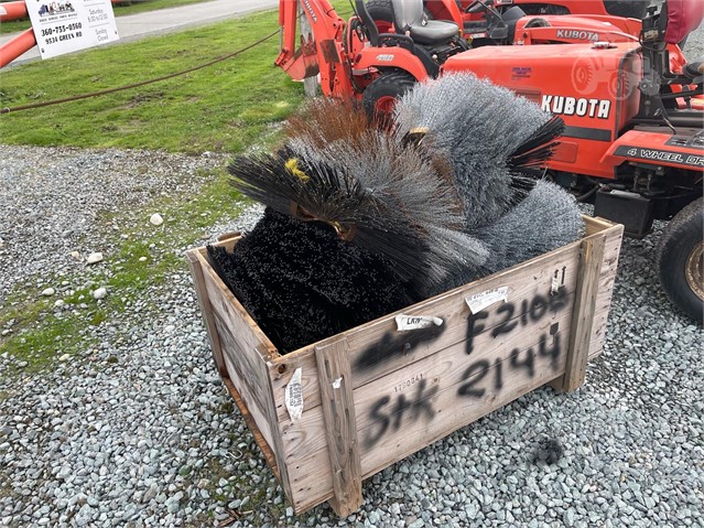 1990 Kubota F2100 Mower/Front Mount