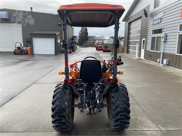 2005 Kubota B7800HSD-F Tractor