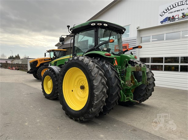 2013 John Deere 8285R Tractor