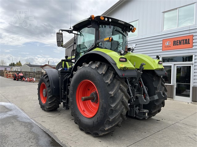 2021 CLAAS 930 Tractor