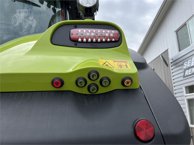 2021 CLAAS 930 Tractor