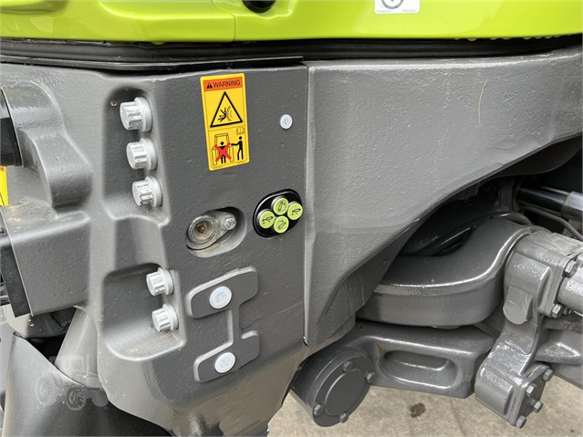 2021 CLAAS 930 Tractor