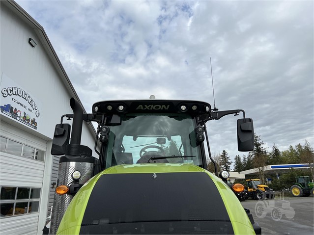 2021 CLAAS 930 Tractor