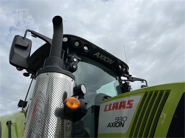 2021 CLAAS 930 Tractor