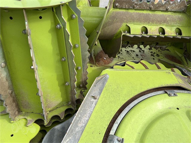 2015 CLAAS RU450 Header Corn Head