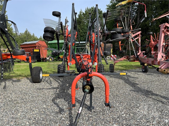 2015 Kubota RA2584 Rake