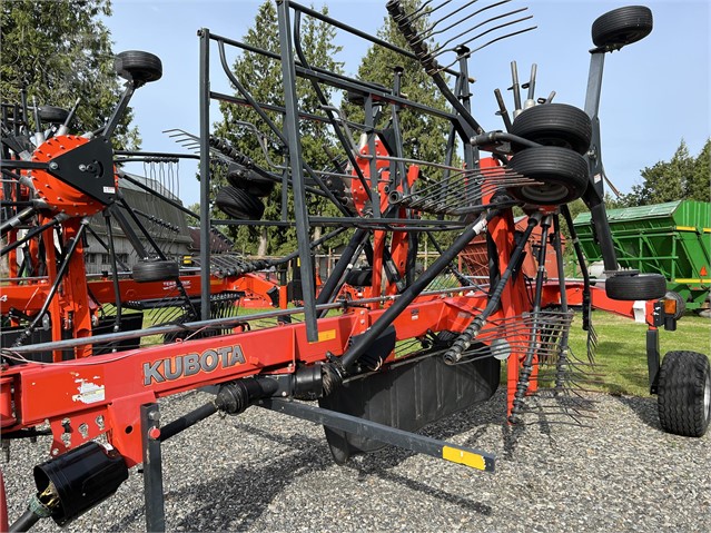 2015 Kubota RA2584 Rake