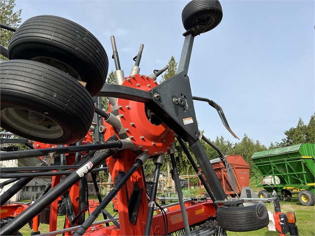 2015 Kubota RA2584 Rake