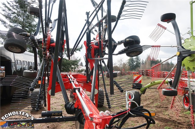 Kubota RA2584 Tedder Rake