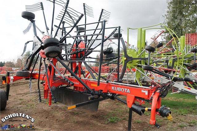 Kubota RA2584 Tedder Rake