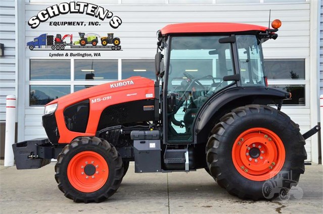 2020 Kubota M5-091HDC12 Tractor