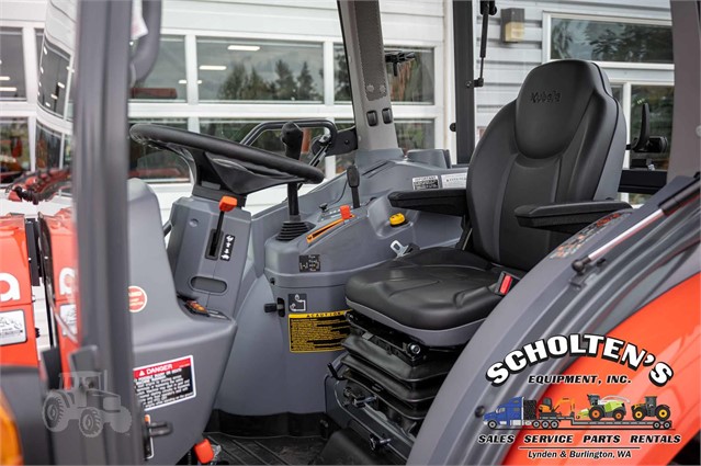 2020 Kubota M6060HD Tractor