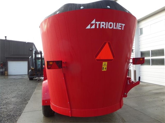 2018 Trioliet SOLOMIX 2-1600L VLL-C Feed Wagon