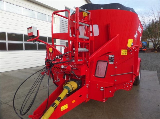 2018 Trioliet SOLOMIX 2-1600L VLL-C Feed Wagon