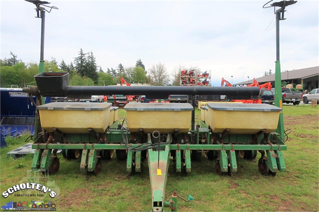 1996 John Deere 7200 Planter