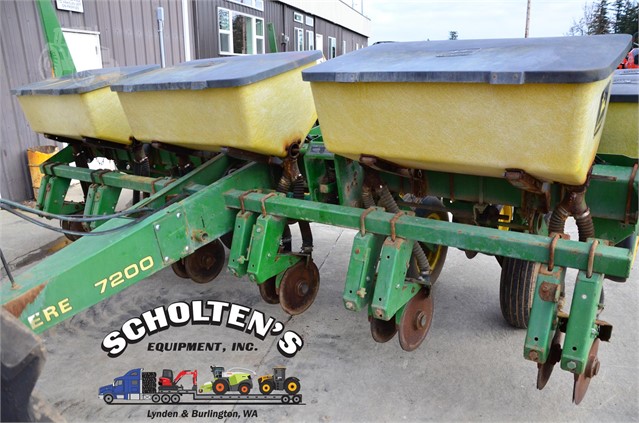 1996 John Deere 7200 Planter