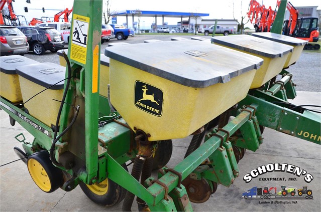 1996 John Deere 7200 Planter