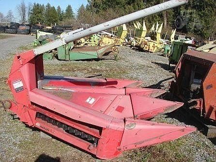 1996 Gehl TR330 Header Corn Head