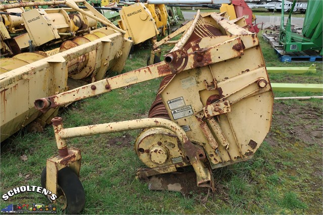 New Holland 939A Header Hay Pickup