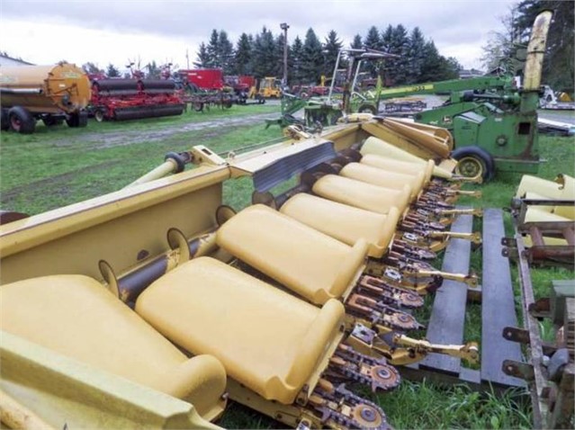 2000 Lexion 8R30 Header Corn Head