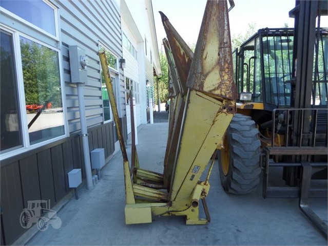 1982 John Deere 3RW Header Combine