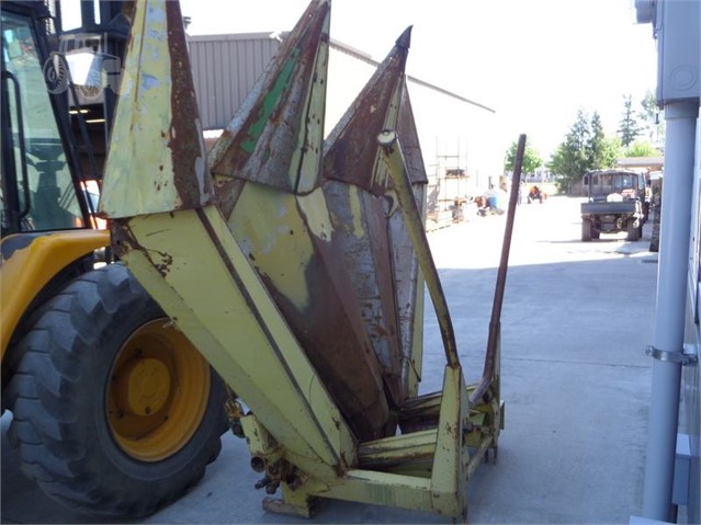 1982 John Deere 3RW Header Combine