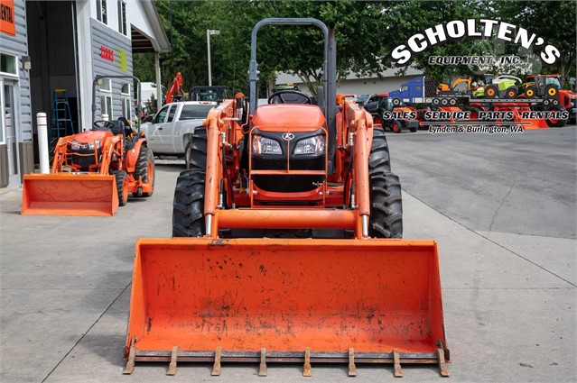 2014 Kubota M7060HD12 Tractor