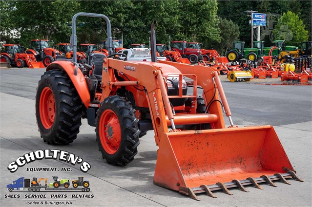 2014 Kubota M7060HD12 Tractor