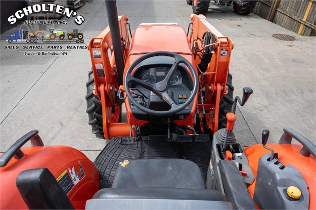 2014 Kubota M7060HD12 Tractor