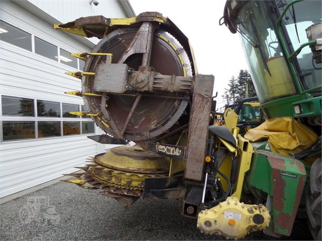 2007 John Deere 678 Header Corn Head