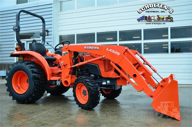 2019 Kubota L3301HST Tractor Compact