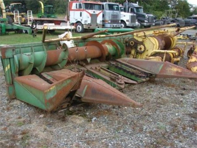 1979 John Deere 4RN STALKE Header Corn Head