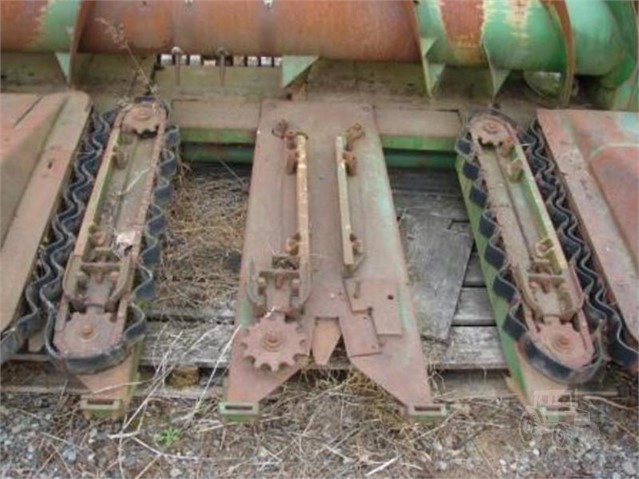 1979 John Deere 4RN STALKE Header Corn Head