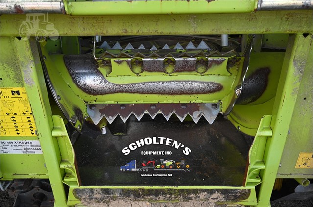 2011 CLAAS RU450 Header Corn Head