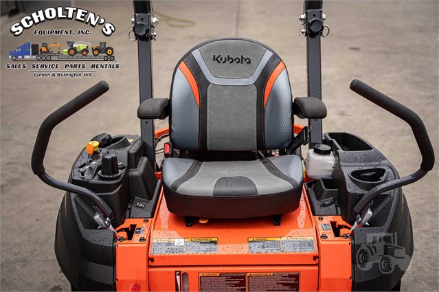 2021 Kubota Z411 Mower