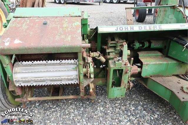 1984 John Deere 3970 Forage Harvester