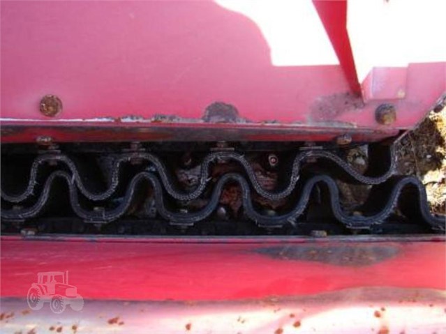 1996 Gehl TR330 Header Corn Head