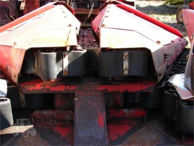 1996 Gehl TR330 Header Corn Head