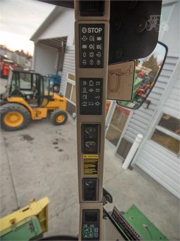 2001 John Deere 6850 Forage Harvester